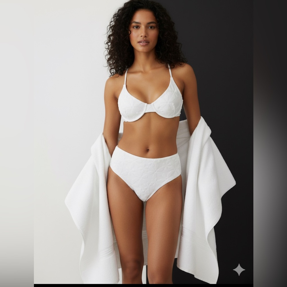 🔥2/$10 3/$12 Kenny Flowers Watercolors White Bikini